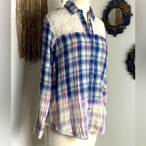 Paper Crane bleached gingham blue pink purple button up lace yoke floral top M